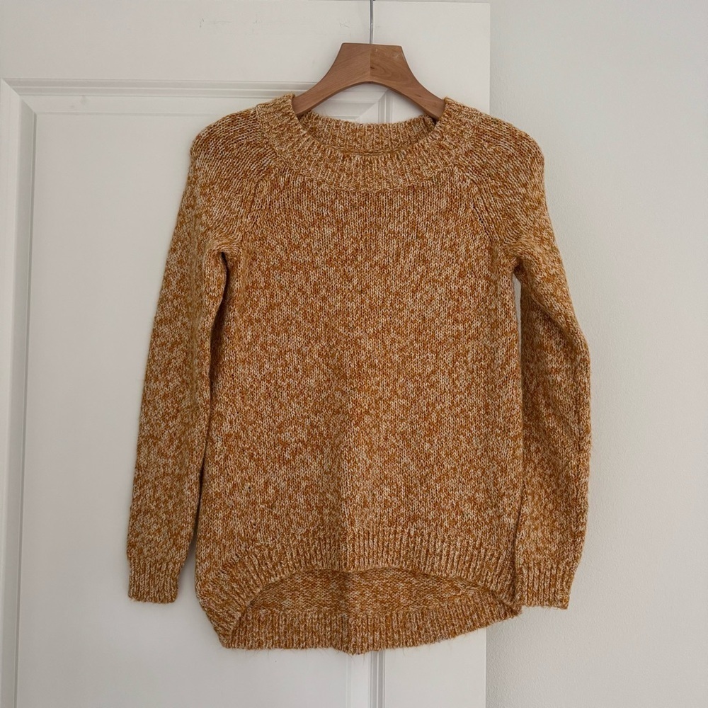 LOFT brand women’s mustard yellow speckled crewneck FALL AUTUMN sweater size XS